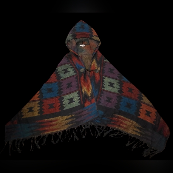 Ladies Medium Aztec/Western Poncho - Picture 2 of 7